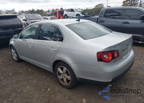 2009 Volkswagen Jetta Se z USA, uszkodzony, nr VIN 3VWRZ71K89M097915